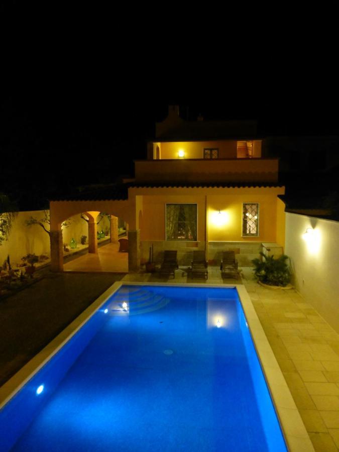Villa Suzannah Lendinuso Εξωτερικό φωτογραφία